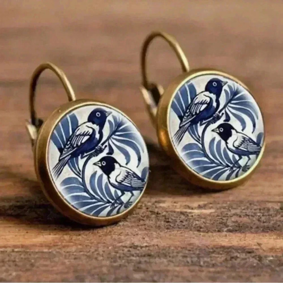 Jewelry - 1 pair New Bird Time Glass Animal Pattern Earrings